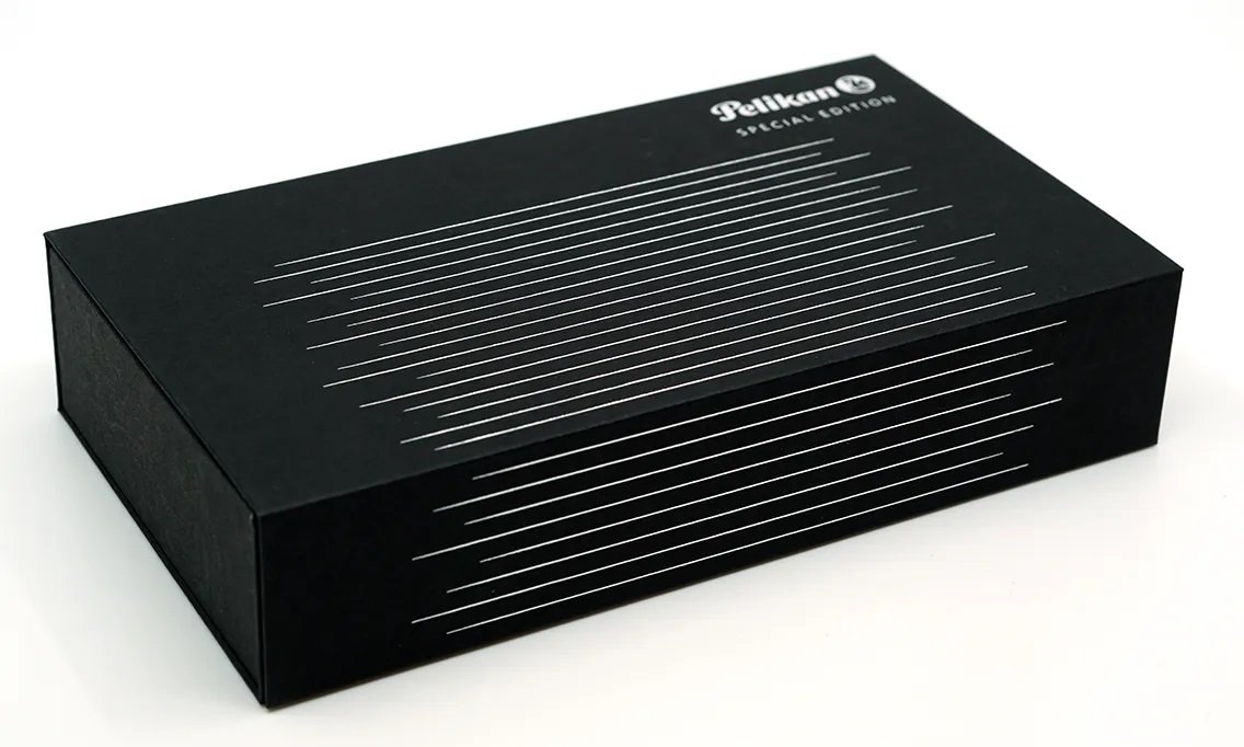 Pelikan M815 Metal Striped Dolmakalem